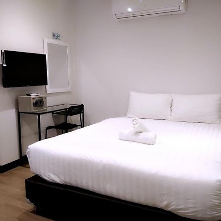 Resort M - Bts Chong Nonsi Бангкок Экстерьер фото